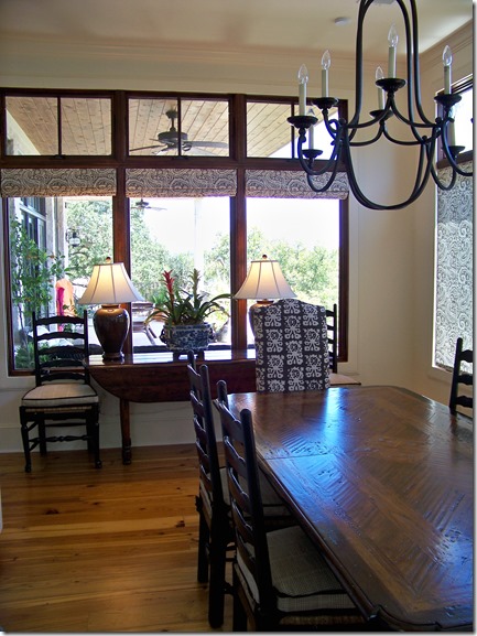 lakehouse dining room